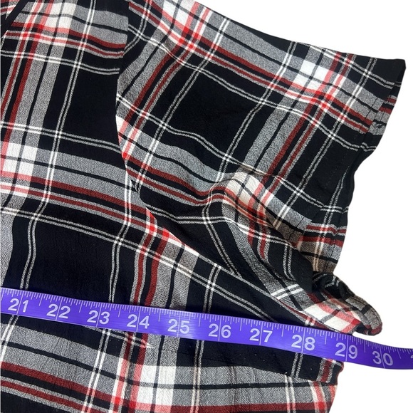 Torrid Rayon Crepe Tiered Plaid Babydoll Peplum Top Size 5 - Picture 7 of 12
